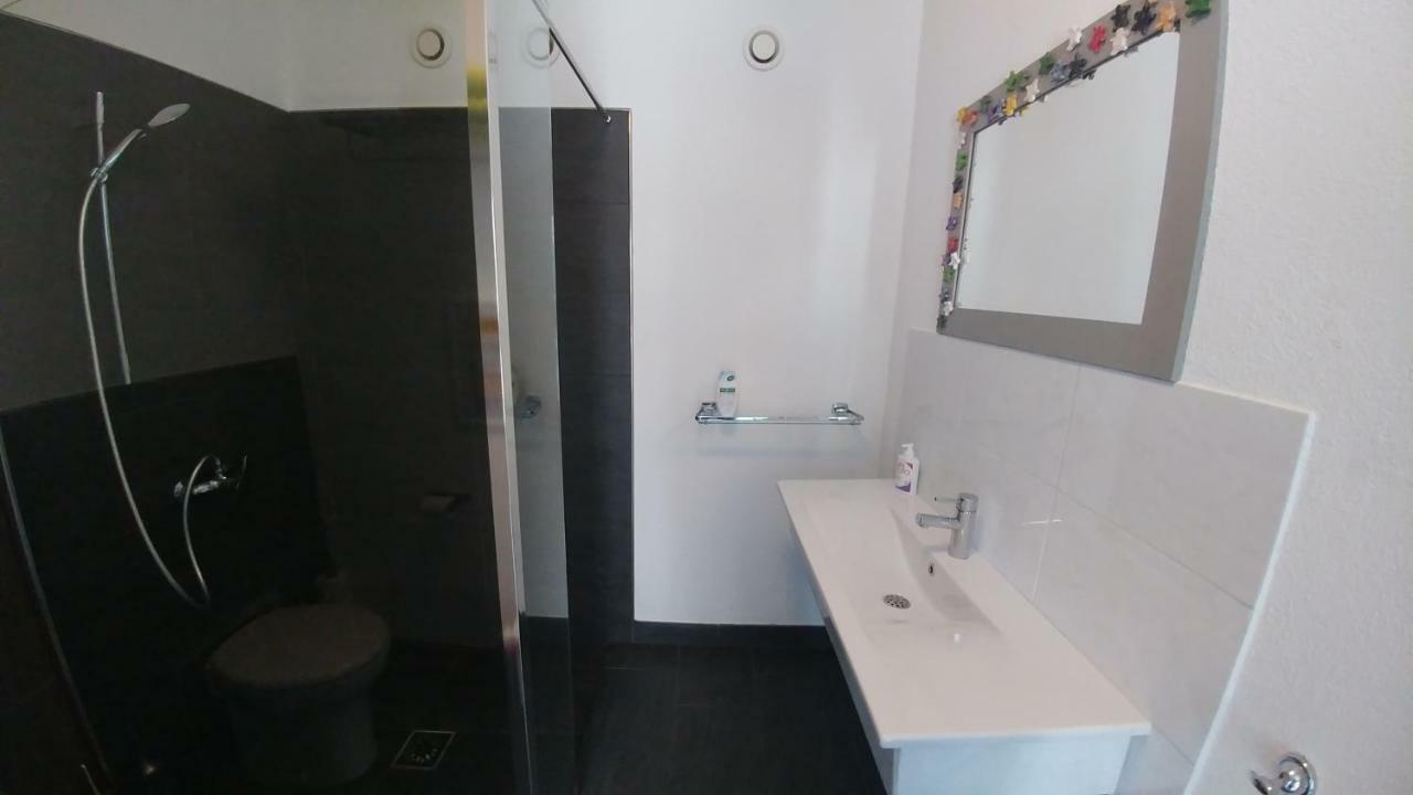 Home For 2 Zuidoostbeemster Esterno foto